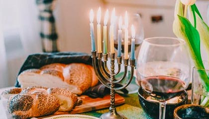 kaiyun网站-诺里奇城防守严密，黄蜂军团全力冲超，诺里奇地图