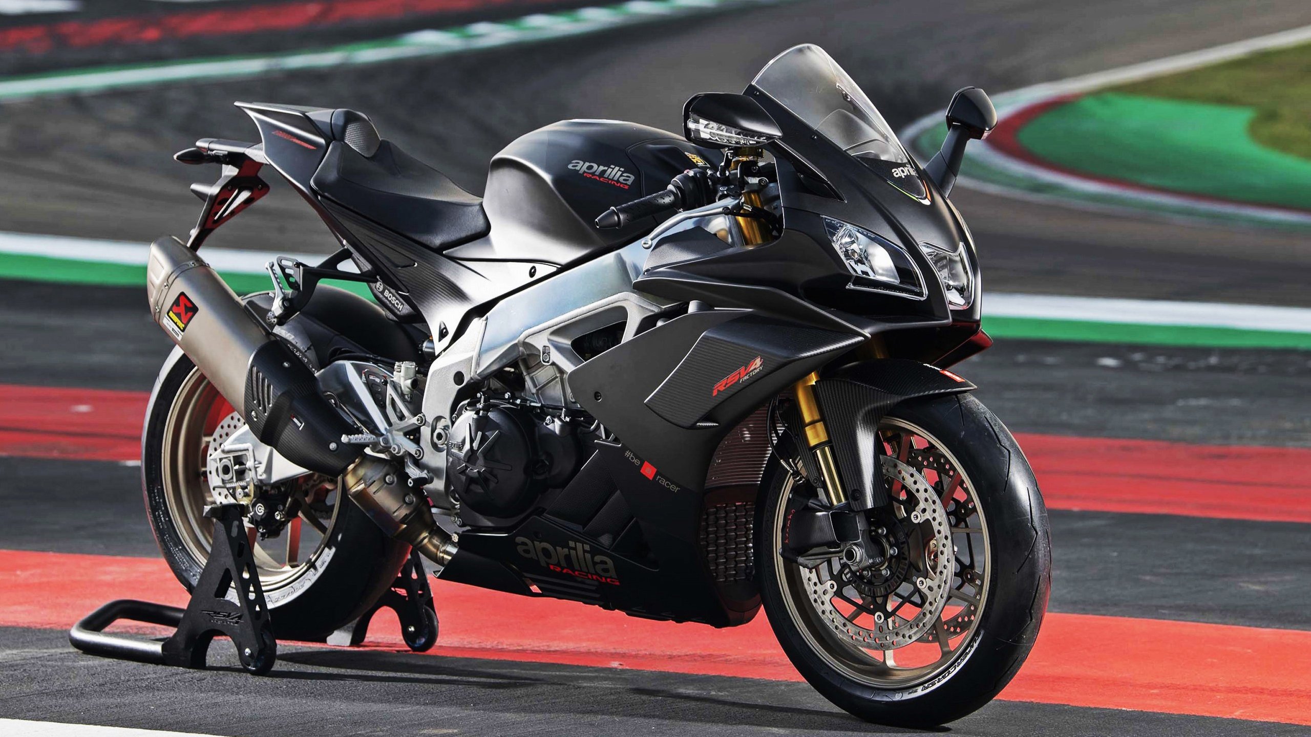 欧洲杯战术大变革：阵型变化带来震撼效果，欧洲杯 阵型